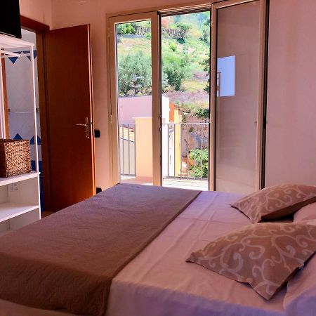 Ferienwohnung La Casa Sulla Scogliera Cefalù Exterior foto